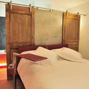 SADEV_PROJET_Hotel-le-dormeur-du-val_porte-coulissante_cherniere-synthesis