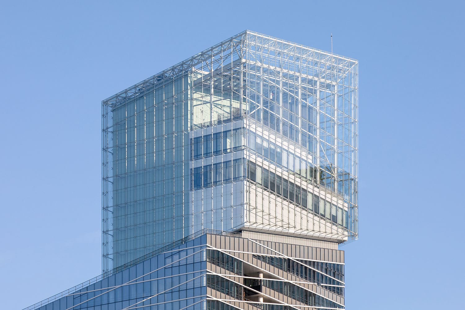 sadev vea tour saint gobain paris france saint gobain tower spider facade8